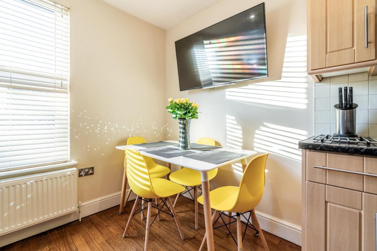 One Bedroom Flat In Bush Hill Park Enfield Εξωτερικό φωτογραφία