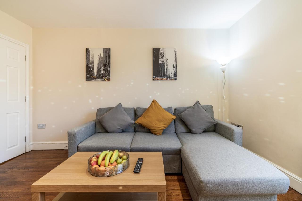 One Bedroom Flat In Bush Hill Park Enfield Εξωτερικό φωτογραφία