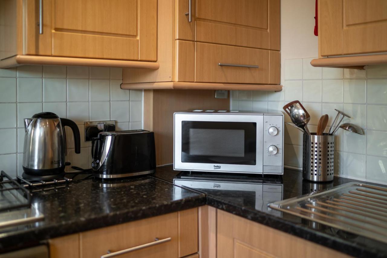 One Bedroom Flat In Bush Hill Park Enfield Εξωτερικό φωτογραφία