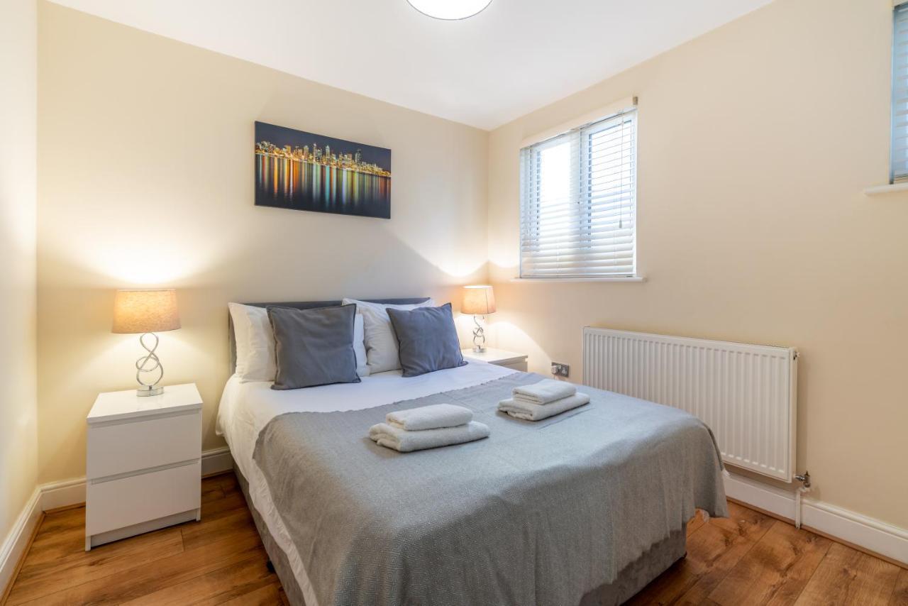 One Bedroom Flat In Bush Hill Park Enfield Εξωτερικό φωτογραφία